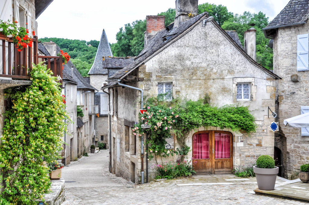 L’exigence du détail : pourquoi la rénovation d’une résidence secondaire en Corrèze mérite une approche de haute précision